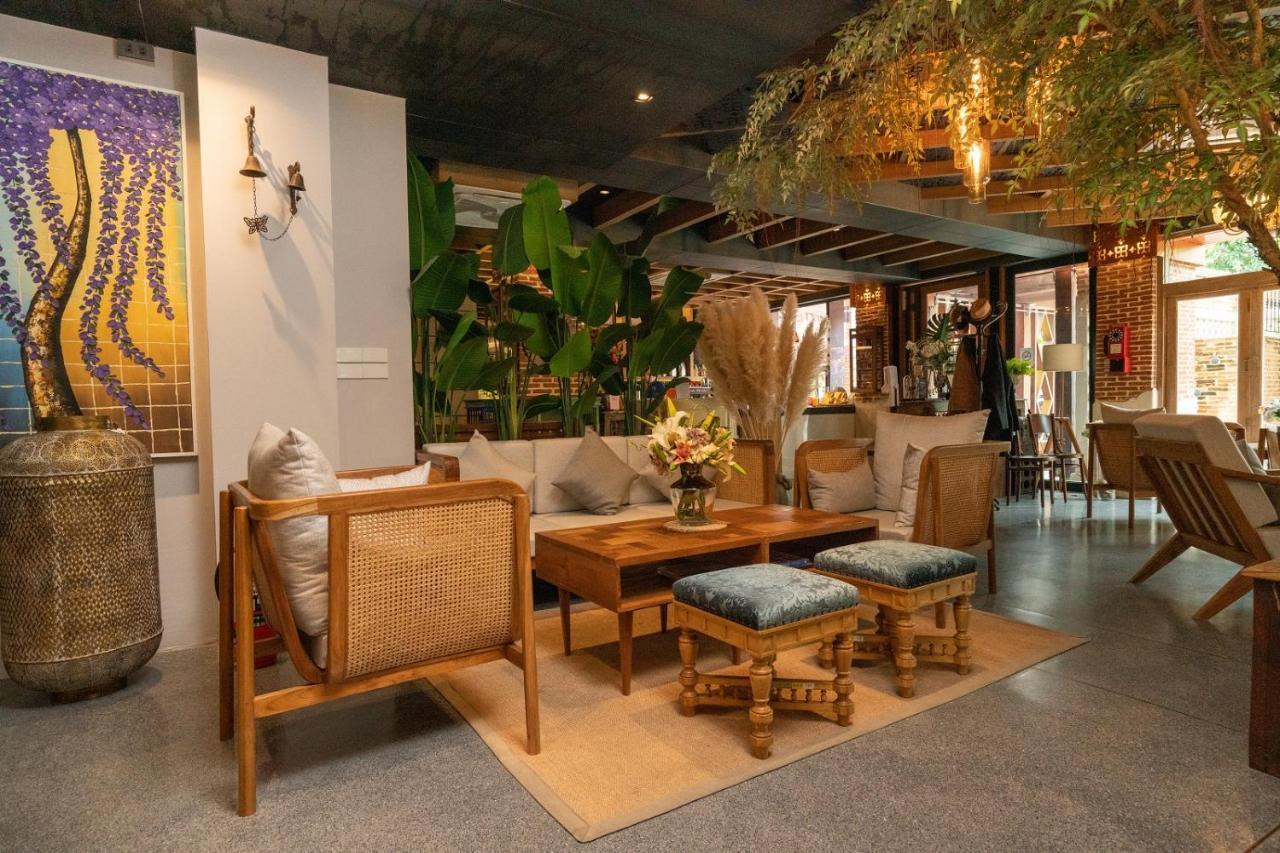 Sanae' Oldtown Hotel Chiang Mai Luaran gambar